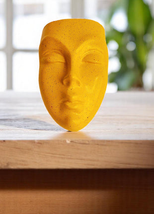 Pctkart Fiber Couple Face planter Pack of 2 yellow and white home and wall decor - Pctkart
