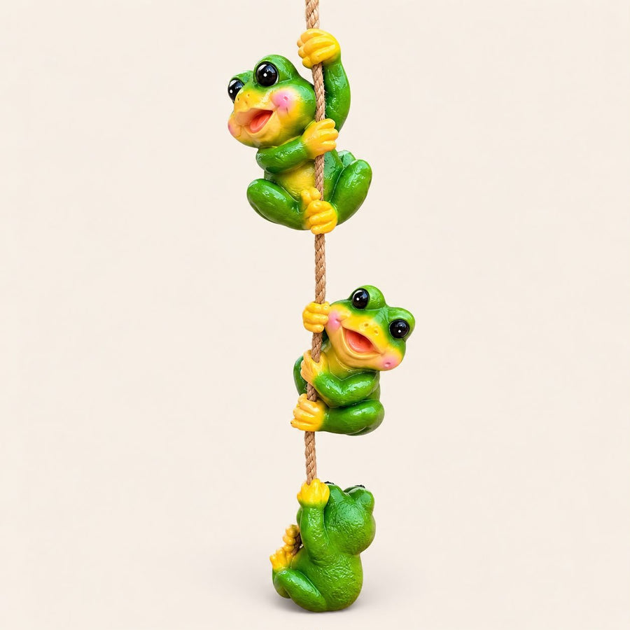 Cute Frog Climbing Garden Decor | Hanging Frog Rope Statue for Outdoor & Balcony Decoration