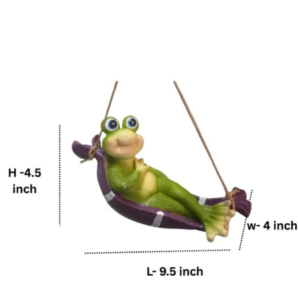 Green frog hanging showpiece for garden and balcony
