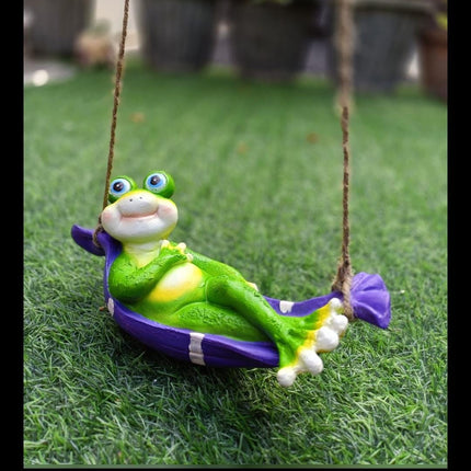 Cute frog swing hanging for garden decoration