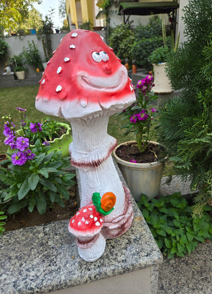 Pctkart Smiling Mushroom Garden Statue | Outdoor Decor - Pctkart