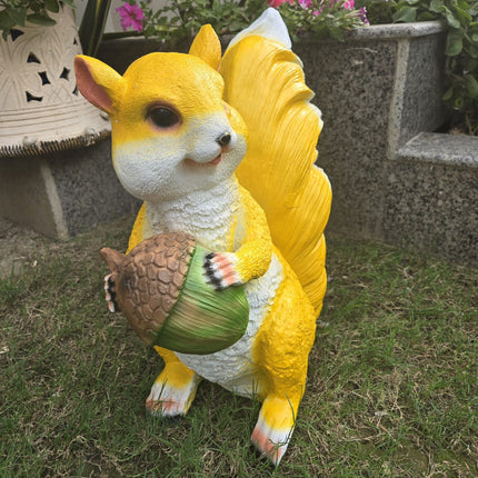 cute squirrel showpiece for garden