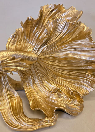 Elegant fish showpiece for home décor and office desk decoration