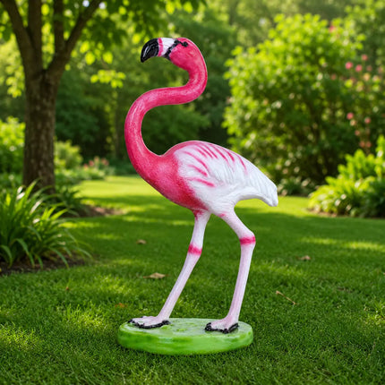 Pink flamingo garden statue for outdoor garden decoration